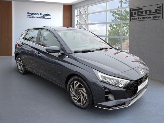 Gebraucht Hyundai i20 Advanced 101 PS (74 kW) 2024 Grau Kleinwagen
