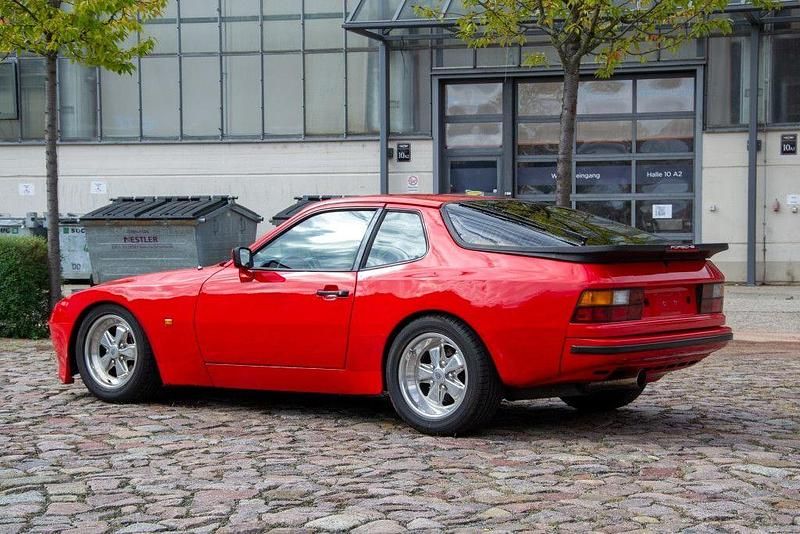 Gebraucht Porsche 944 163 PS (119 kW) 1982 Rot Coupé