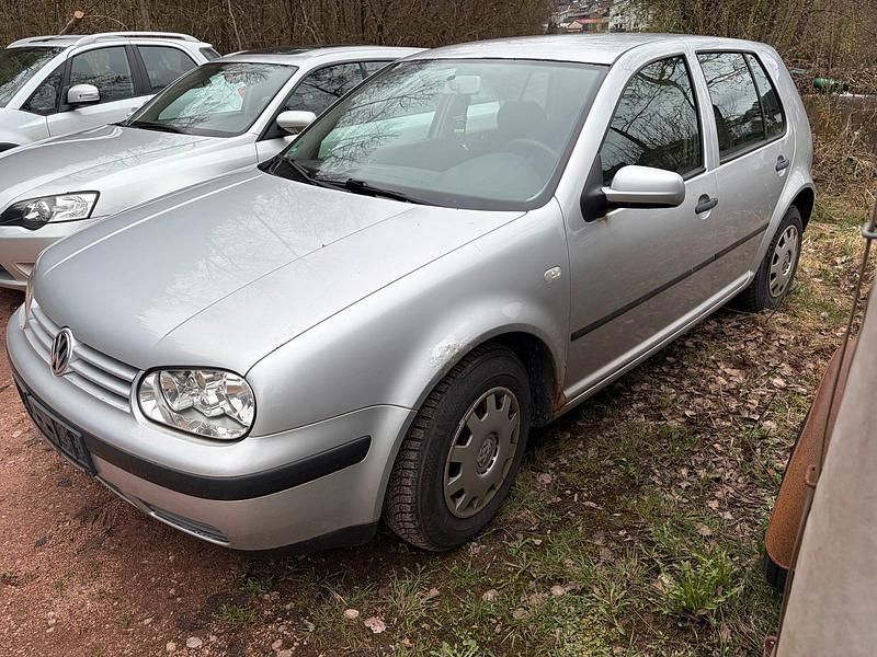 Gebraucht VW Golf IV 105 PS (77 kW) 2002 Silber Limousine