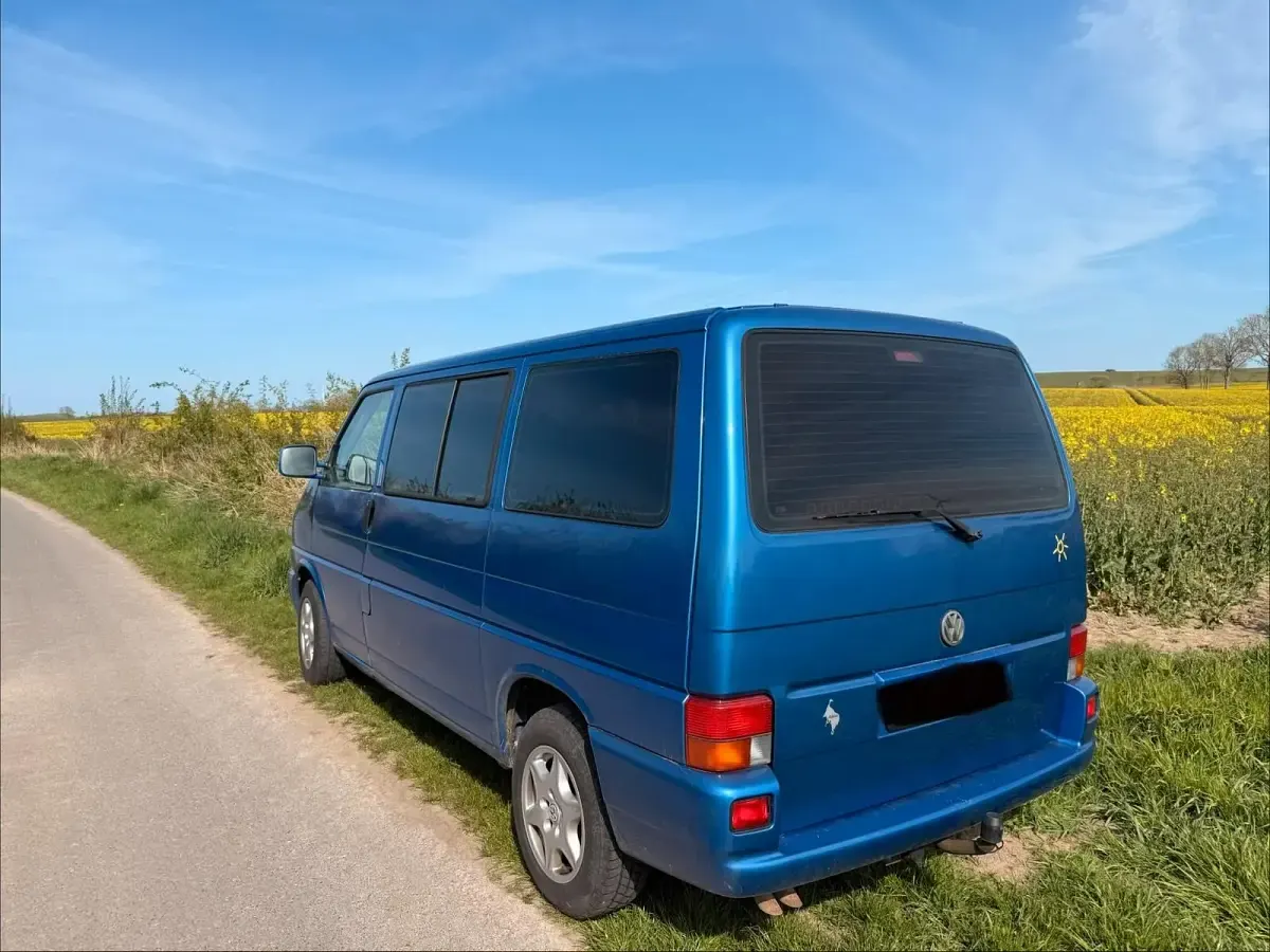 Używany VW T4 102 KM (75 kW) 2000 Niebieski Van