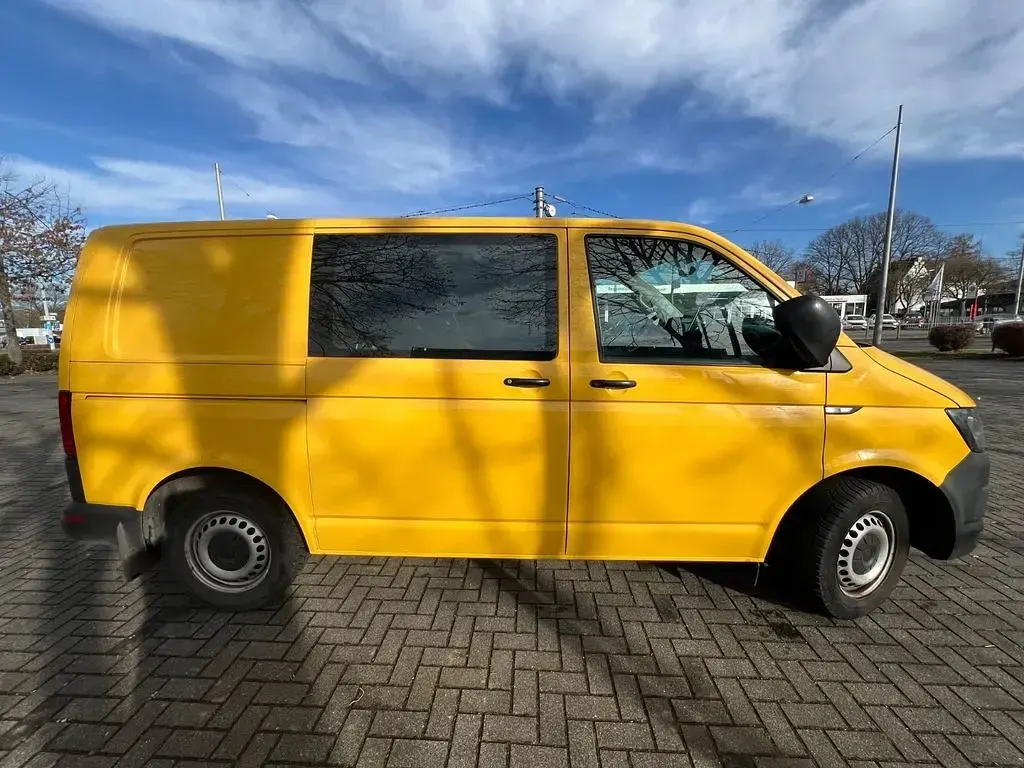 Gebraucht VW T5 84 PS (61 kW) 2015 Gelb Van