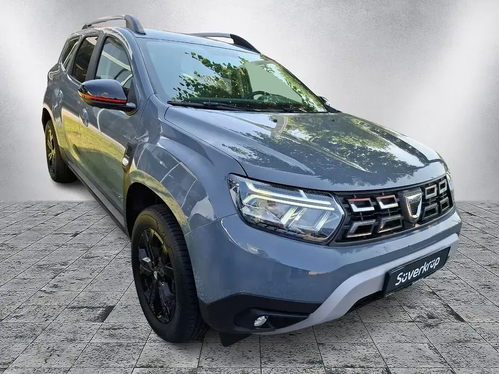 Gebraucht Dacia Duster Extreme 116 PS (85 kW) 2022 Grau SUV
