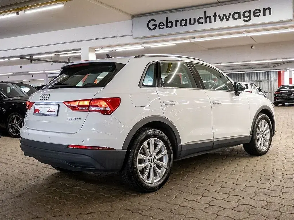 Gebraucht Audi Q3 Advanced 150 PS (110 kW) 2024 Arkonaweiß SUV