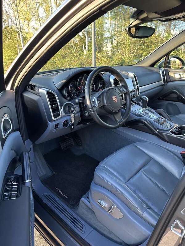 Gebraucht 2012 Porsche Cayenne SUV | 23.000 € (Superpreis) - Bild 1/4