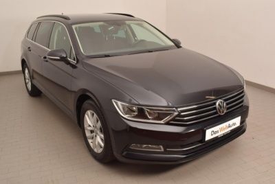 Gebraucht VW Passat Comfortline 150 PS (110 kW) 2015 Schwarz metallic Kombi