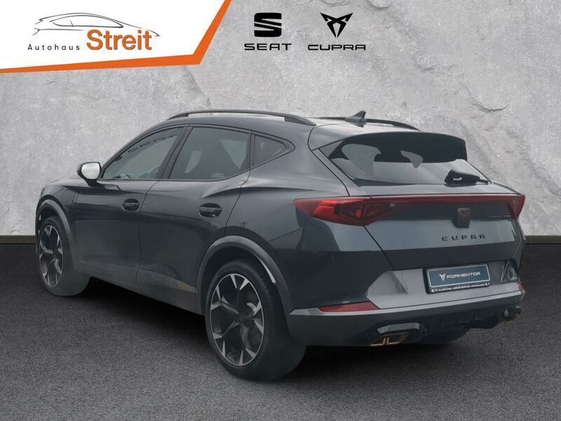 Gebraucht Cupra Formentor VZ1 245 PS (180 kW) 2023 Grau) magnetic grau m (grau SUV