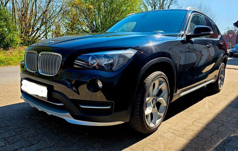 Schwarz ii Gebraucht 2014 BMW X1 Performance SUV | 8.199 € (Fairer Preis) - Bild 1/4