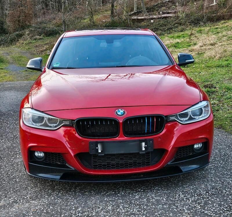 Rot Gebraucht 2013 BMW 335 M Sport Limousine | 18.500 € (Guter Preis) - Bild 1/4