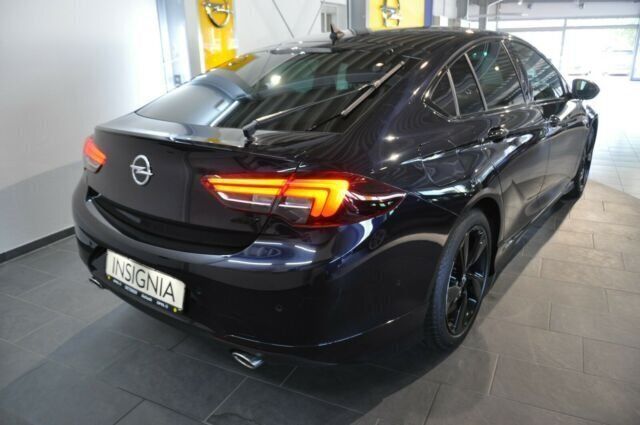 Gebraucht Opel Insignia 197 PS (144 kW) 2019 Blau metallic Limousine