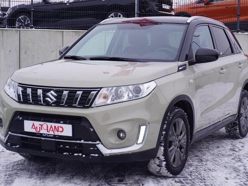 Gebraucht Suzuki Vitara 140 PS (102 kW) 2019 Grau SUV