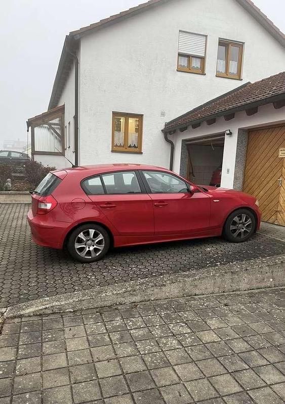Gebraucht BMW 116 116 PS (85 kW) 2005 Rot Kleinwagen