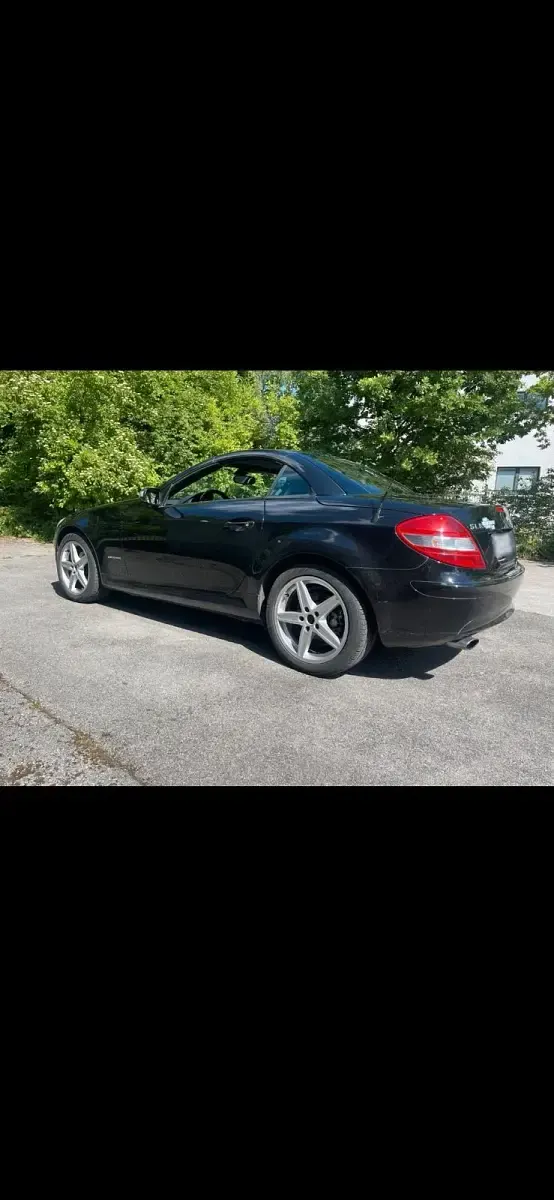 Gebraucht Mercedes SLK200 163 PS (119 kW) 2007 Schwarz Cabrio