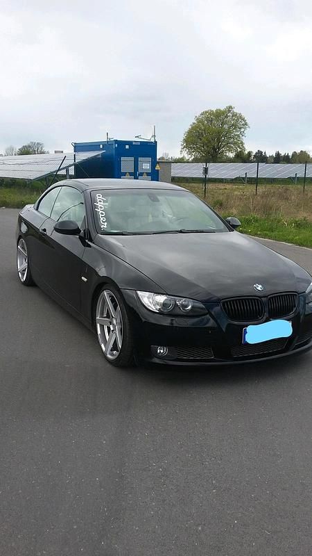 Schwarz Gebraucht 2007 BMW 335 Cabriolet Cabrio | 17.300 € (Fairer Preis) - Bild 1/4