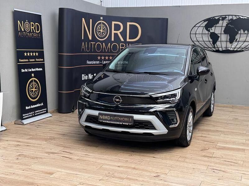 Diamantschwarz/karbo (metallic) Gebraucht 2023 Opel Crossland X Elegance SUV | 16.749 € (Fairer Preis) - Bild 1/3