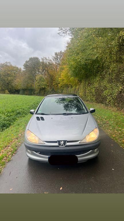 Grau Gebraucht 2001 Peugeot 206 Cabrio | 1.200 € (Guter Preis) - Bild 1/4