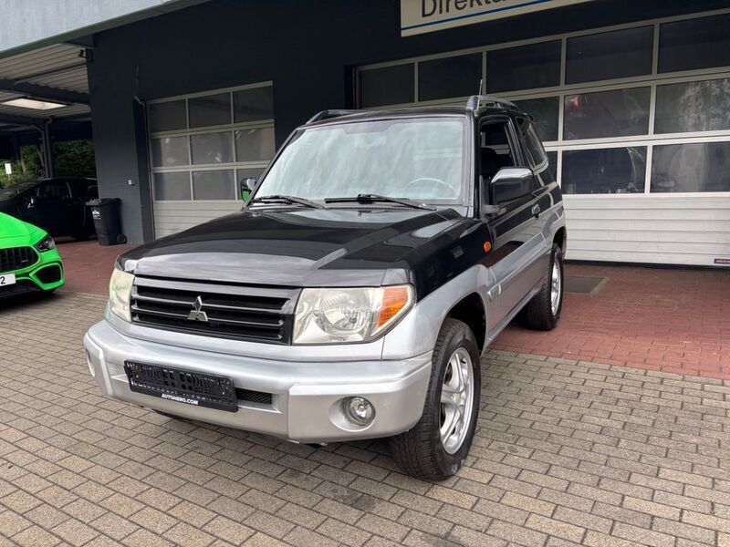 Schwarz Gebraucht 2005 Mitsubishi Pajero Intense SUV | 3.900 € (Fairer Preis) - Bild 1/4