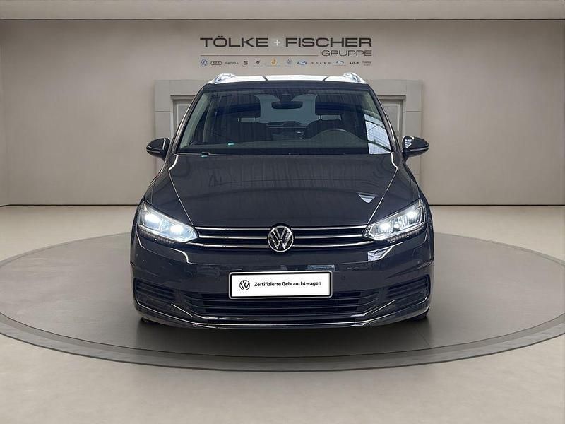 Gebraucht VW Touran Active 150 PS (110 kW) 2022 Grau Van / Kleinbus