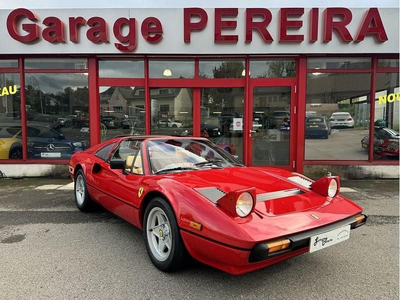 Rot Gebraucht 1984 Ferrari 308 Cabrio | 105.900 € - Bild 1/4