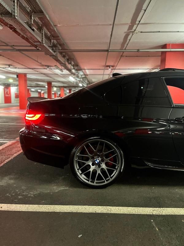 Gebraucht BMW 335 Performance 306 PS (225 kW) 2009 Schwarz Coupé