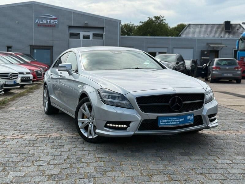 Silber Gebraucht 2014 Mercedes CLS350 Coupé | 20.999 € (Fairer Preis) - Bild 1/4