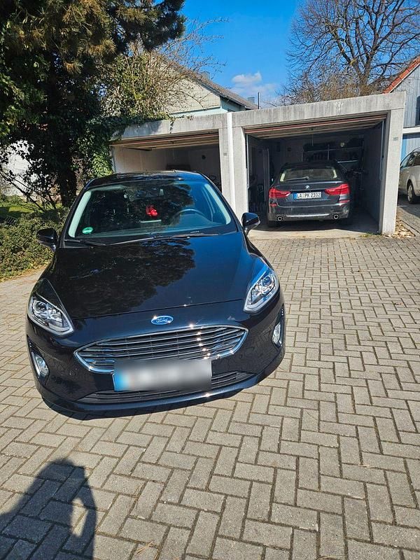 Gebraucht Ford Fiesta Titanium 101 PS (74 kW) 2020 Schwarz Kleinwagen