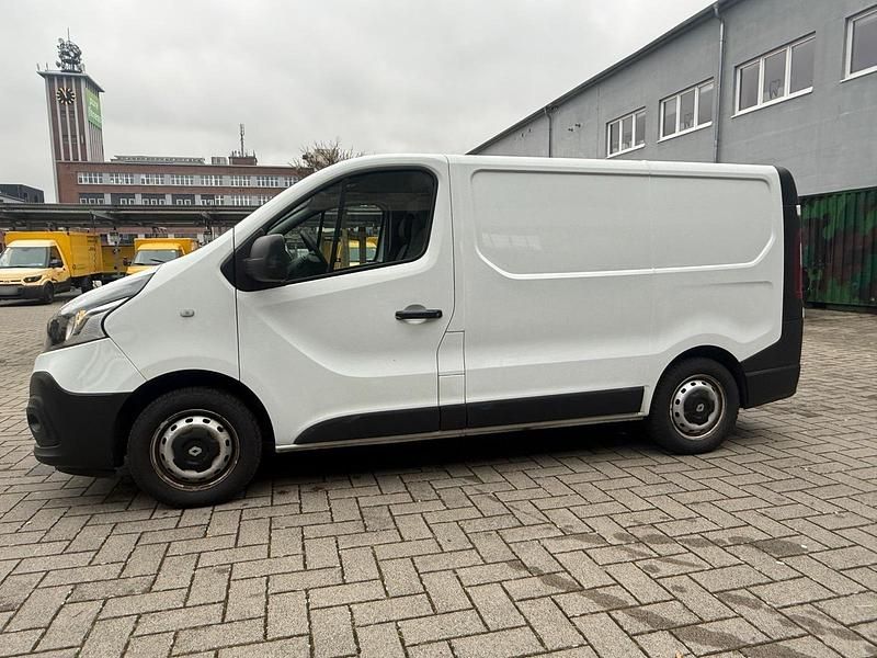 Gebraucht Renault Trafic 125 PS (91 kW) 2018 Weiß Van / Kleinbus