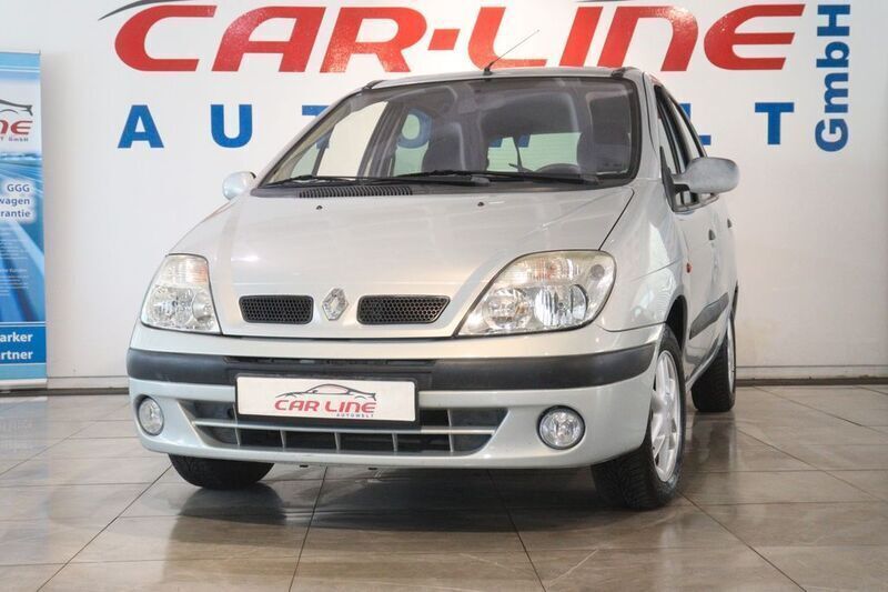 Grau Gebraucht 2001 Renault Scénic Authentique Van / Kleinbus | 2.555 € (Teuer) - Bild 1/4