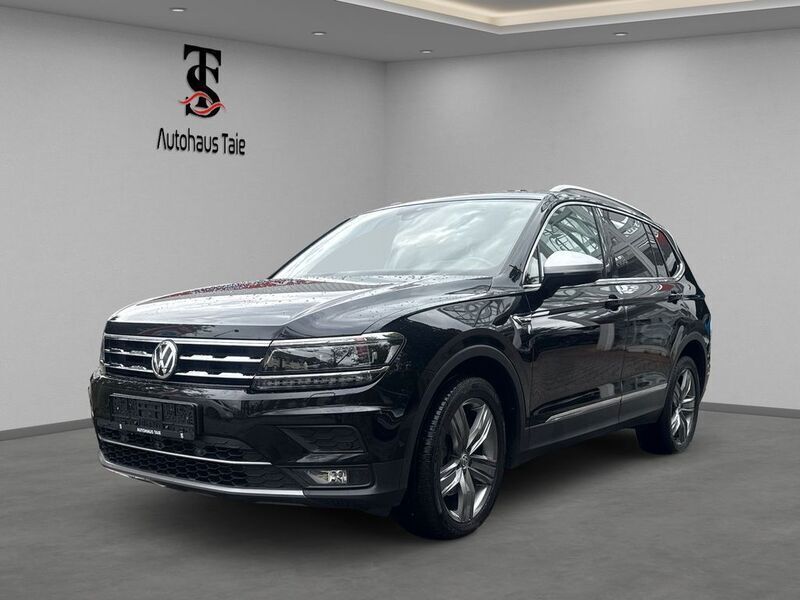 Schwarz Gebraucht 2018 VW Tiguan Allspace Highline SUV | 25.490 € (Teuer) - Bild 1/4