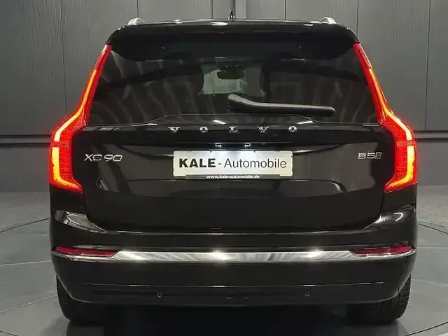 Gebraucht Volvo XC90 Plus 235 PS (172 kW) 2022 Andere SUV