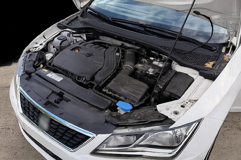 Second-hand Seat Leon Style 131 CP (96 kW) 2020 Alb Break