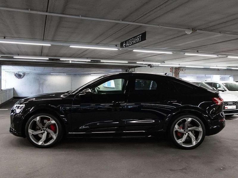 Gebraucht Audi Q8 e-tron 369 kW (503 PS) 2024 Mythosschwarz metallic SUV