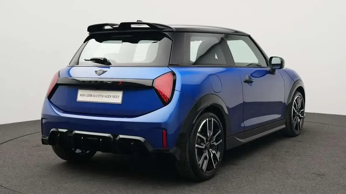 Gebraucht Mini John Cooper Works 204 PS (150 kW) 2025 Blau Kleinwagen