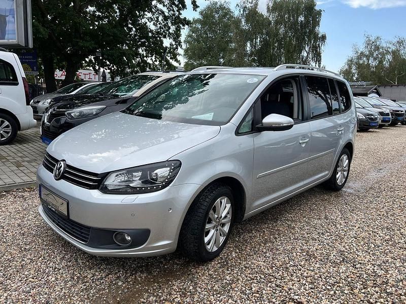 Gebraucht VW Touran Highline 170 PS (125 kW) 2012 Reflexsilber Van / Kleinbus
