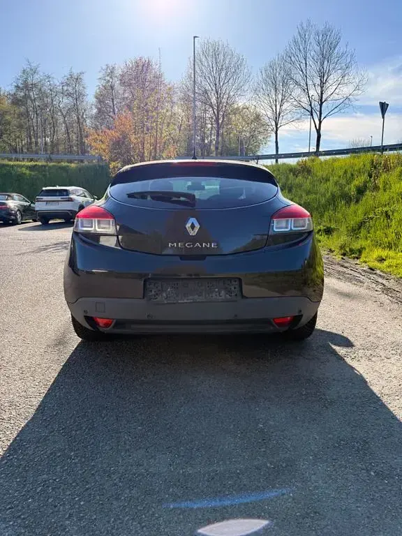 Occasion Renault Mégane Dynamique 110 ch (80 kW) 2009 Noir Coupé