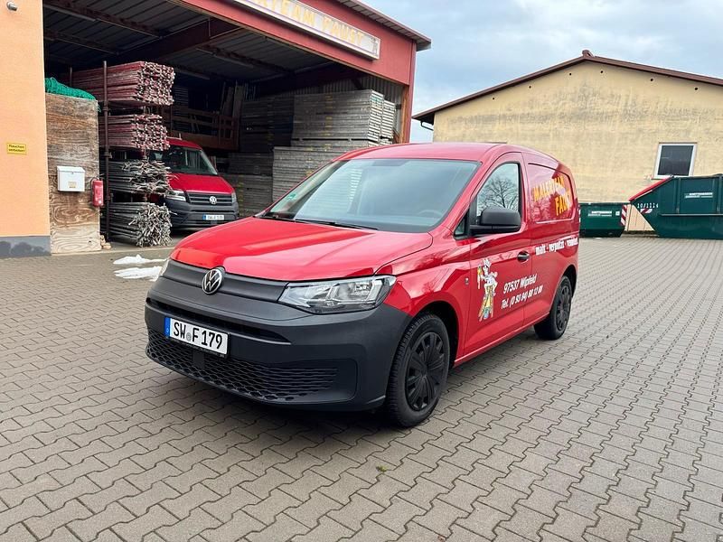 Gebraucht VW Caddy 102 PS (75 kW) 2021 Rot Van / Kleinbus