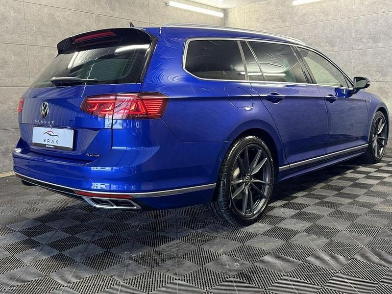 Gebraucht VW Passat Elegance 200 PS (147 kW) 2021 Blau Kombi