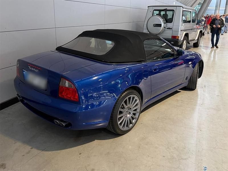 Gebraucht Maserati 4200 390 PS (286 kW) 2001 Blau Cabrio