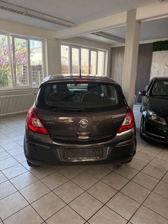 Second-hand Opel Corsa Active 87 CP (63 kW) 2013 Gri Hatchback