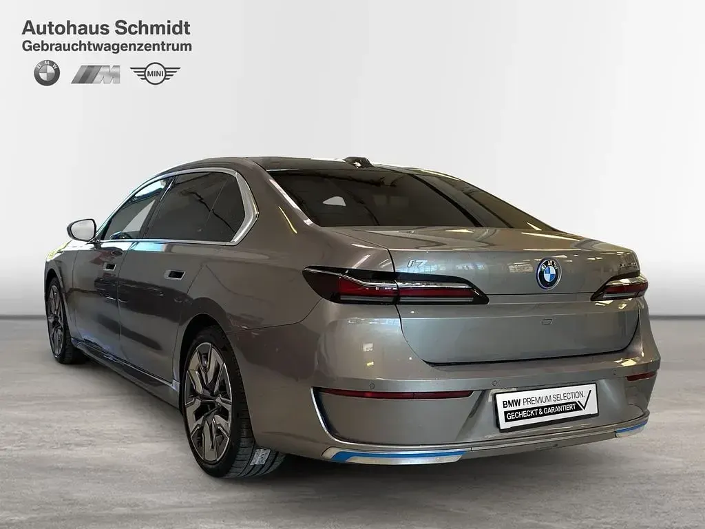 Gebraucht BMW i7 400 kW (544 PS) 2022 Oxidgrau Limousine
