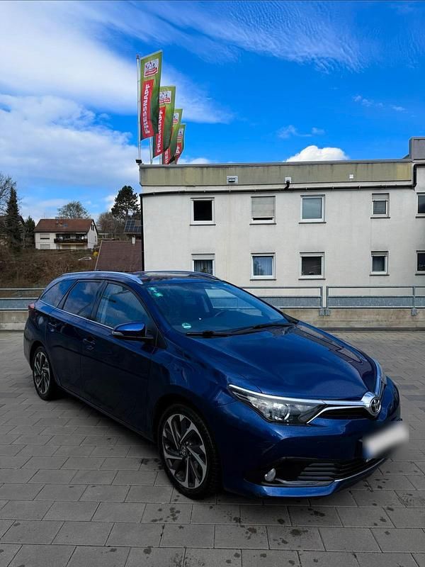 Gebraucht Toyota Auris 116 PS (85 kW) 2015 Blau Kombi