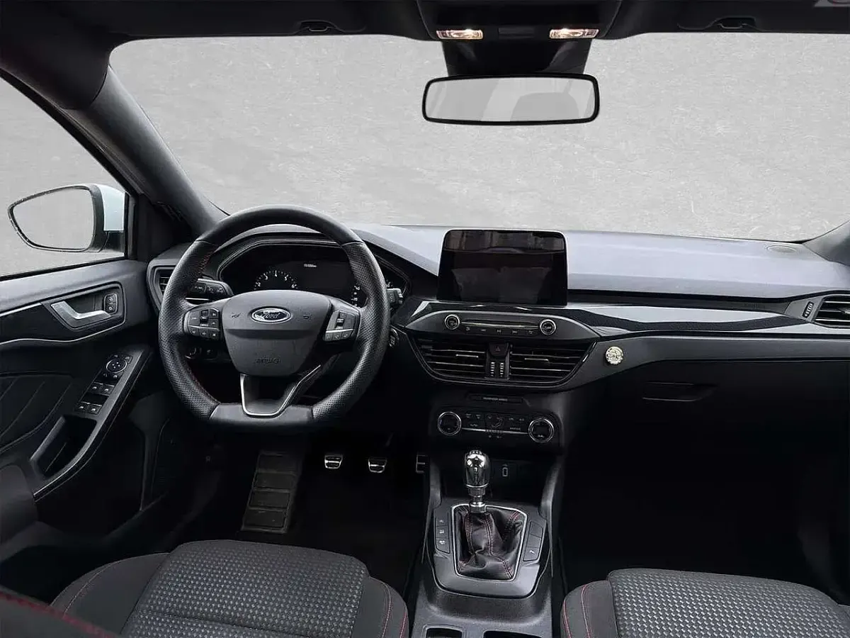 Gebraucht Ford Focus ST-Line 125 PS (91 kW) 2020 Weiß Kombi