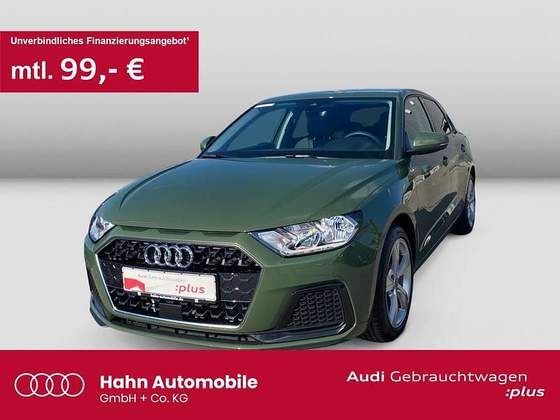 Distriktgrün metallic Gebraucht 2025 Audi A1 Sportback Advanced Plus Kleinwagen | 23.299 € (Fairer Preis) - Bild 1/3