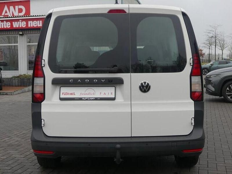 Gebraucht VW Caddy Maxi Basis 114 PS (83 kW) 2021 Weiss Van / Kleinbus