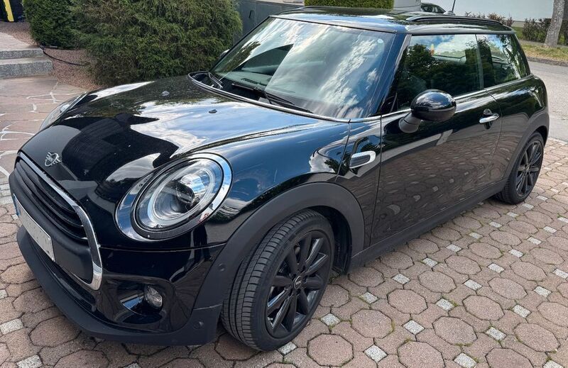 Schwarz Gebraucht 2018 Mini ONE Kleinwagen | 13.699 € (Fairer Preis) - Bild 1/4