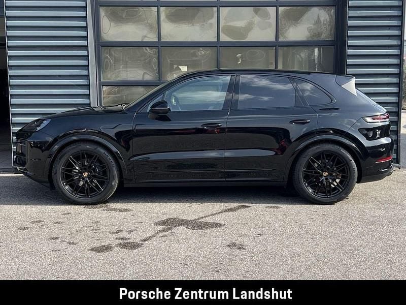 Gebraucht Porsche Cayenne 354 PS (260 kW) 2023 Chromitschwarzmetallic SUV