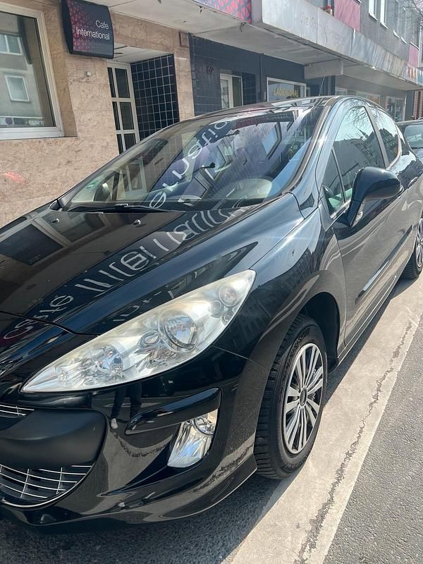 Gebraucht Peugeot 308 120 PS (88 kW) 2007 Schwarz Kleinwagen