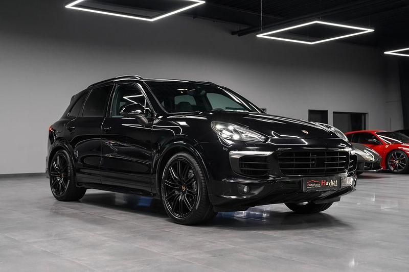 Schwarz Gebraucht 2017 Porsche Cayenne S Sport SUV | 29.750 € (Teuer) - Bild 1/4