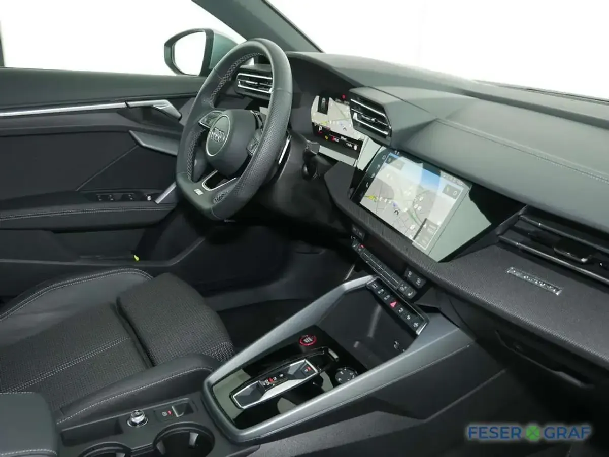 Gebraucht Audi S3 Sport 333 PS (244 kW) 2025 Daytonagrau perleffekt Limousine