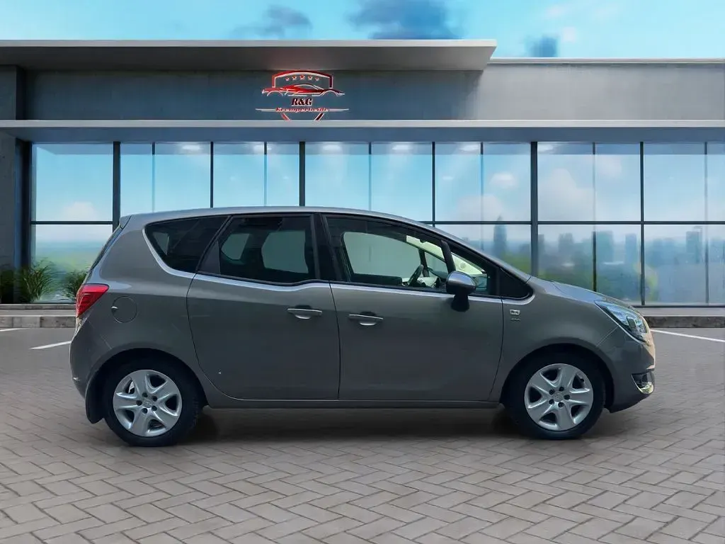 Gebraucht Opel Meriva drive 120 PS (88 kW) 2016 Grau Van / Kleinbus
