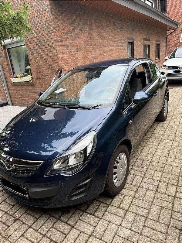 Blau Gebraucht 2014 Opel Corsa Edition Limousine | 5.000 € (Fairer Preis) - Bild 1/4